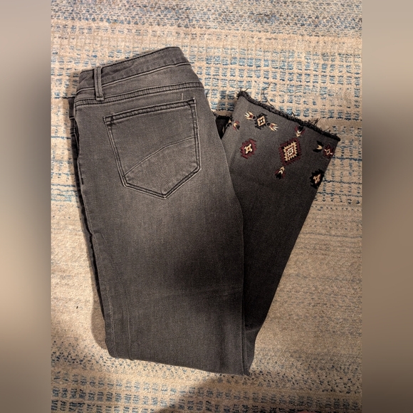 Driftwood Collete Embroidered Jeans - Picture 1 of 3